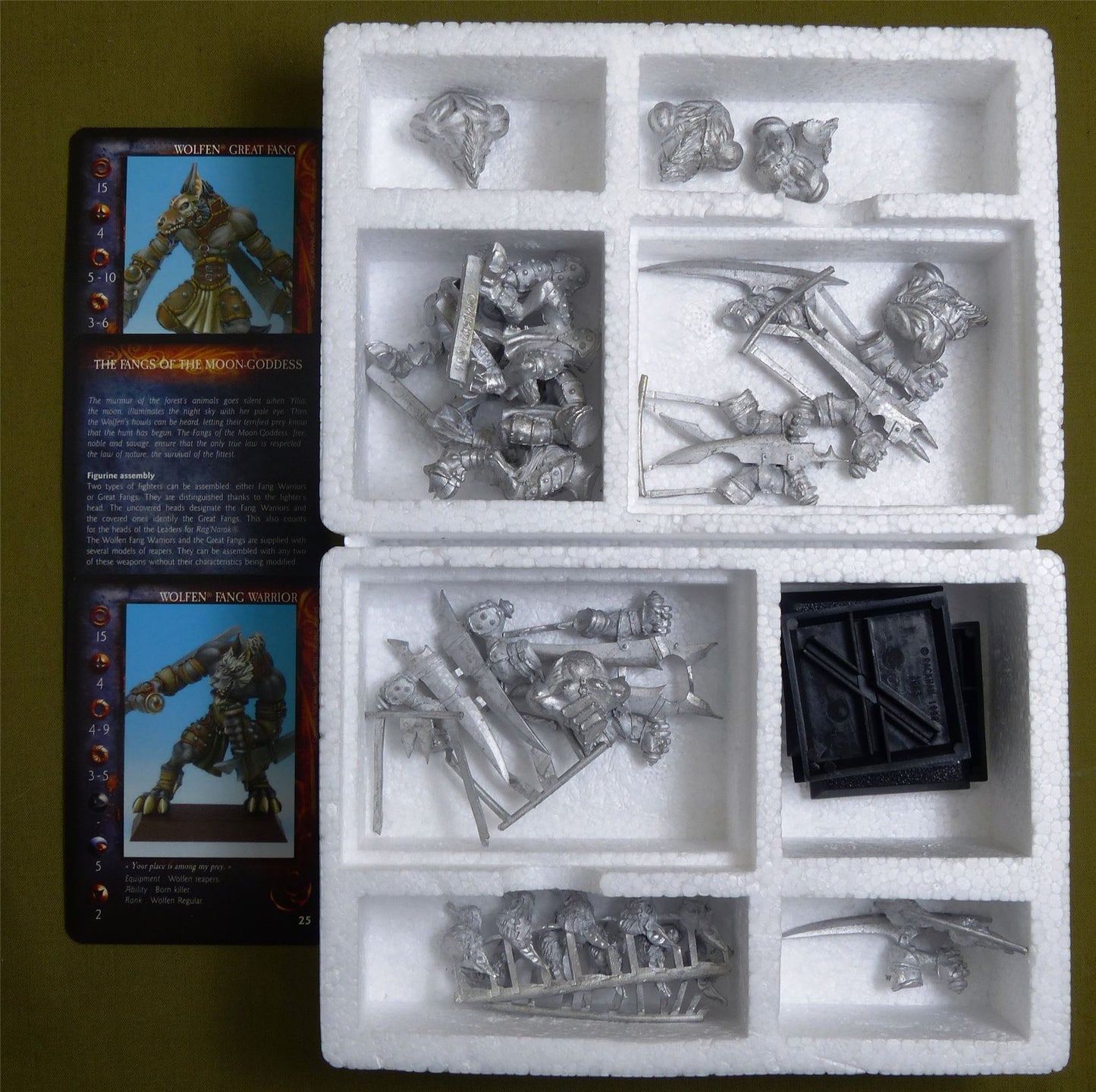 Wolfen Warriors: The Fangs of the Moon-Goddess - Rackham Metal Minis OOP #25C
