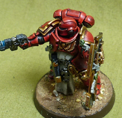 Lieutenant with Storm Shield painted - Blood Angels - Warhammer 40K #3ZH
