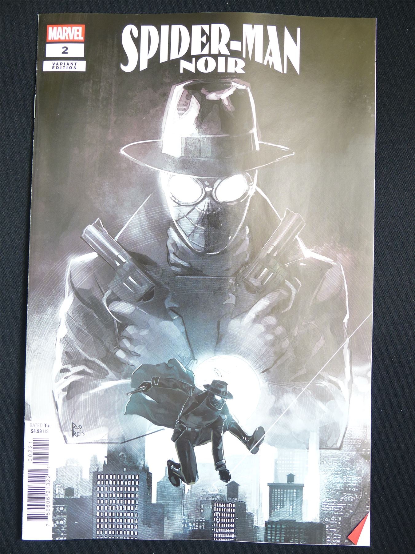 SPIDER-MAN Noir #2 Variant - Jan 2026 Marvel Comic #608