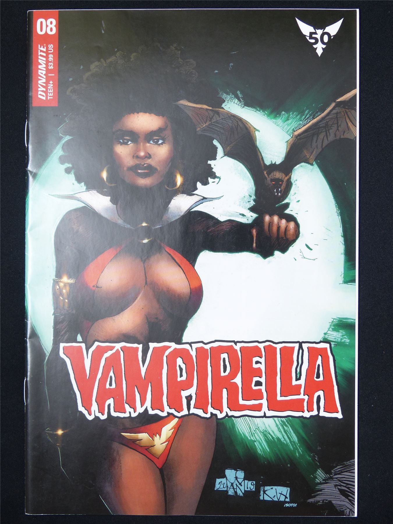 VAMPIRELLA #8 Cvr A - B&B Dynamite Comic #8NA