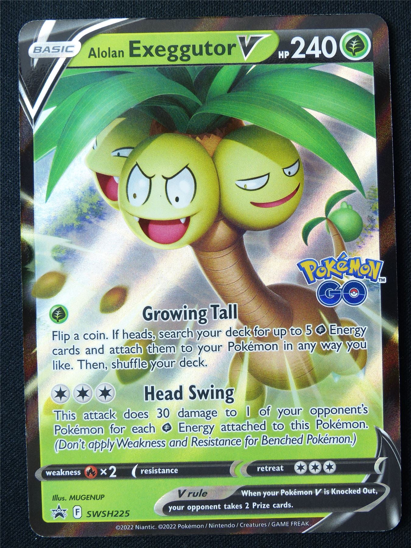 Alolan Exeggutor V SWSH225 Promo Holo - Pokemon Card #1ED