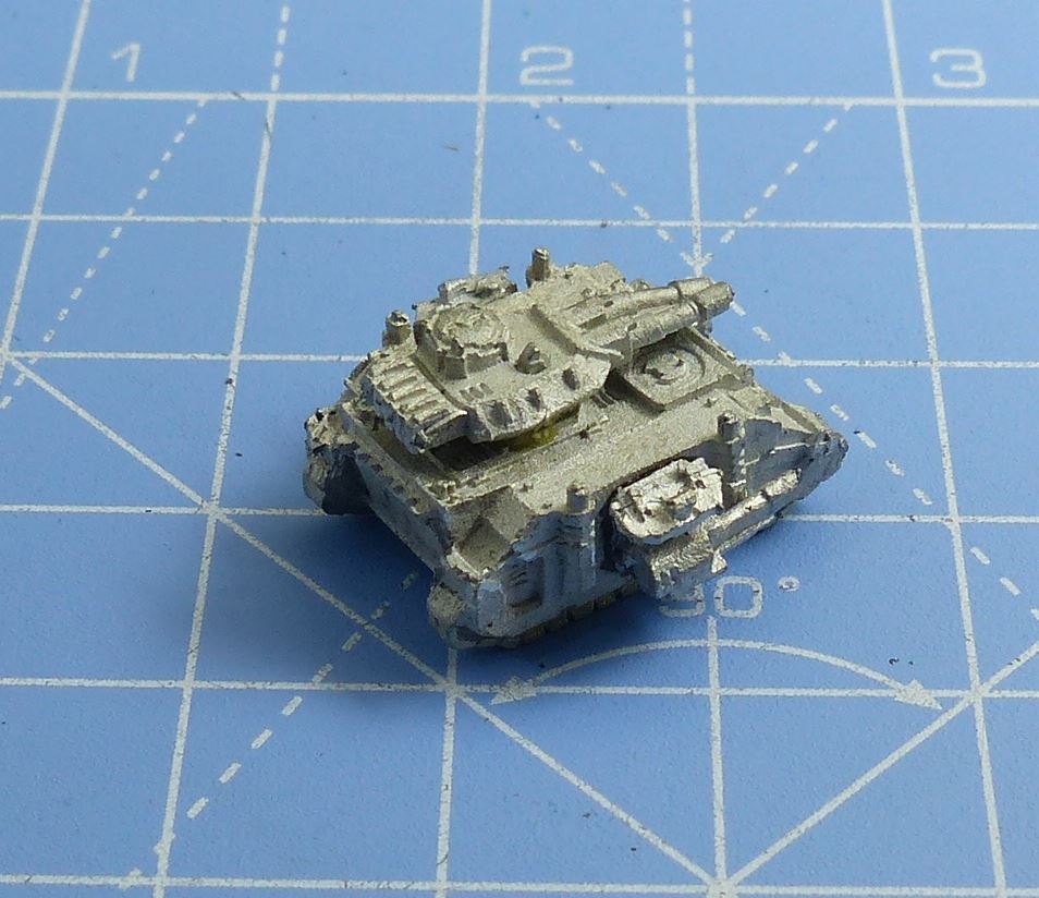 Predator Tank Classic Metal - Warhammer Epic #WF