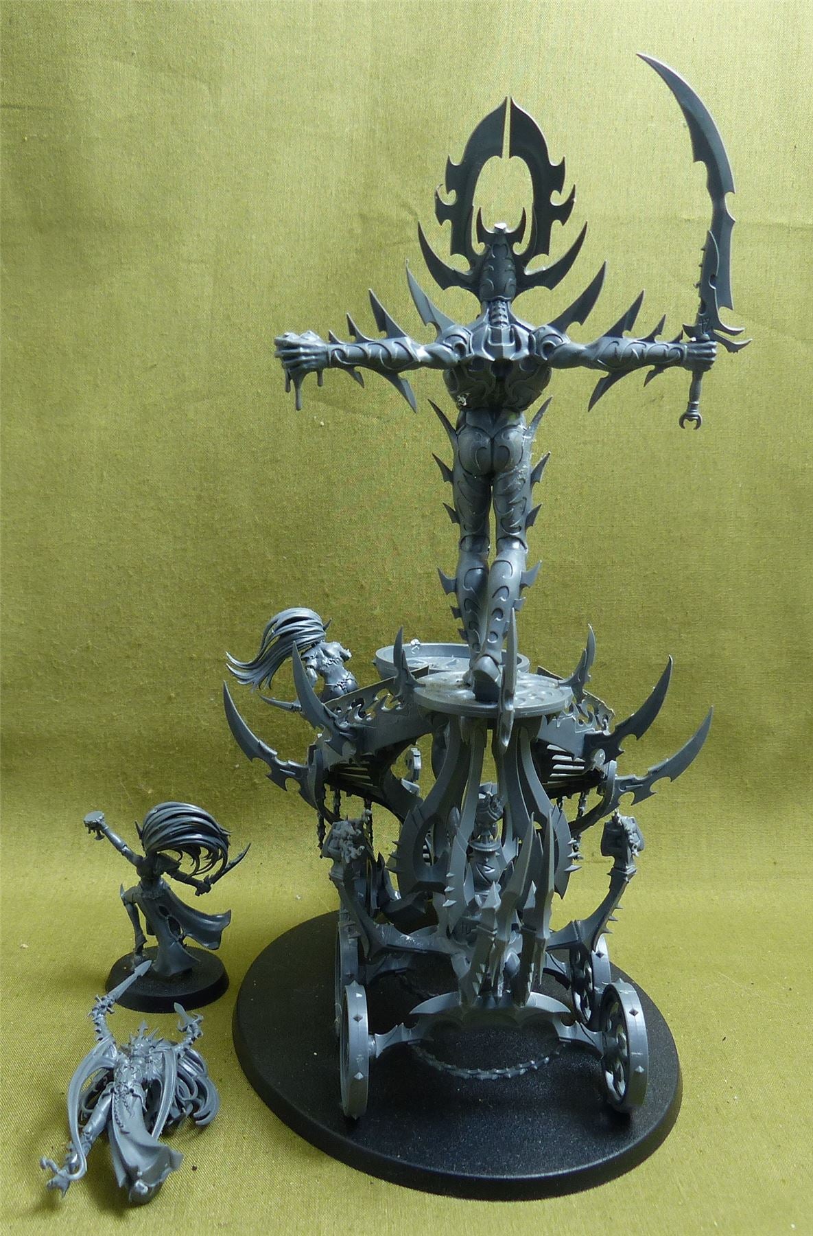Slaughter Queen on Cauldron of Blood - Daughters of Khaine - Warhammer AoS #1CM