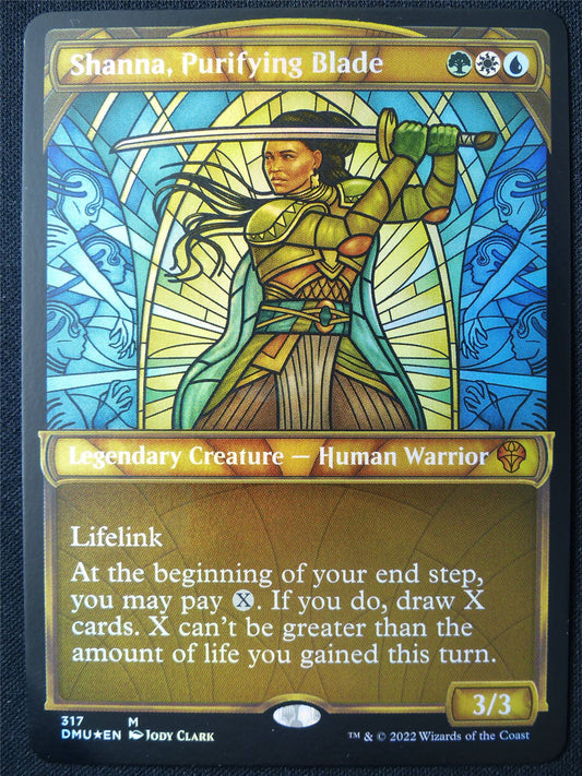 Shanna Purifying Blade Showcase Foil - DMU - Mtg Card #1B6