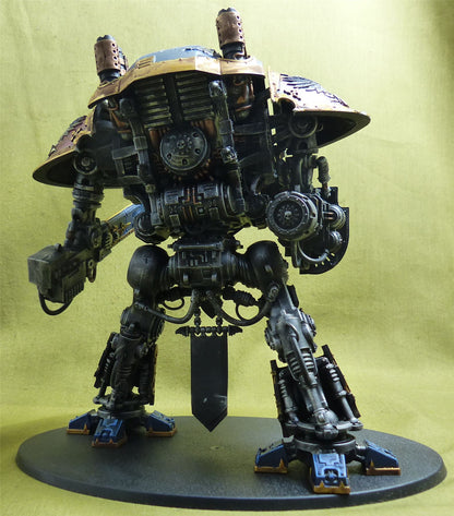 Imperial Knight with Forgeworld Shoulder Pads painted - Warhammer 40K #Z8