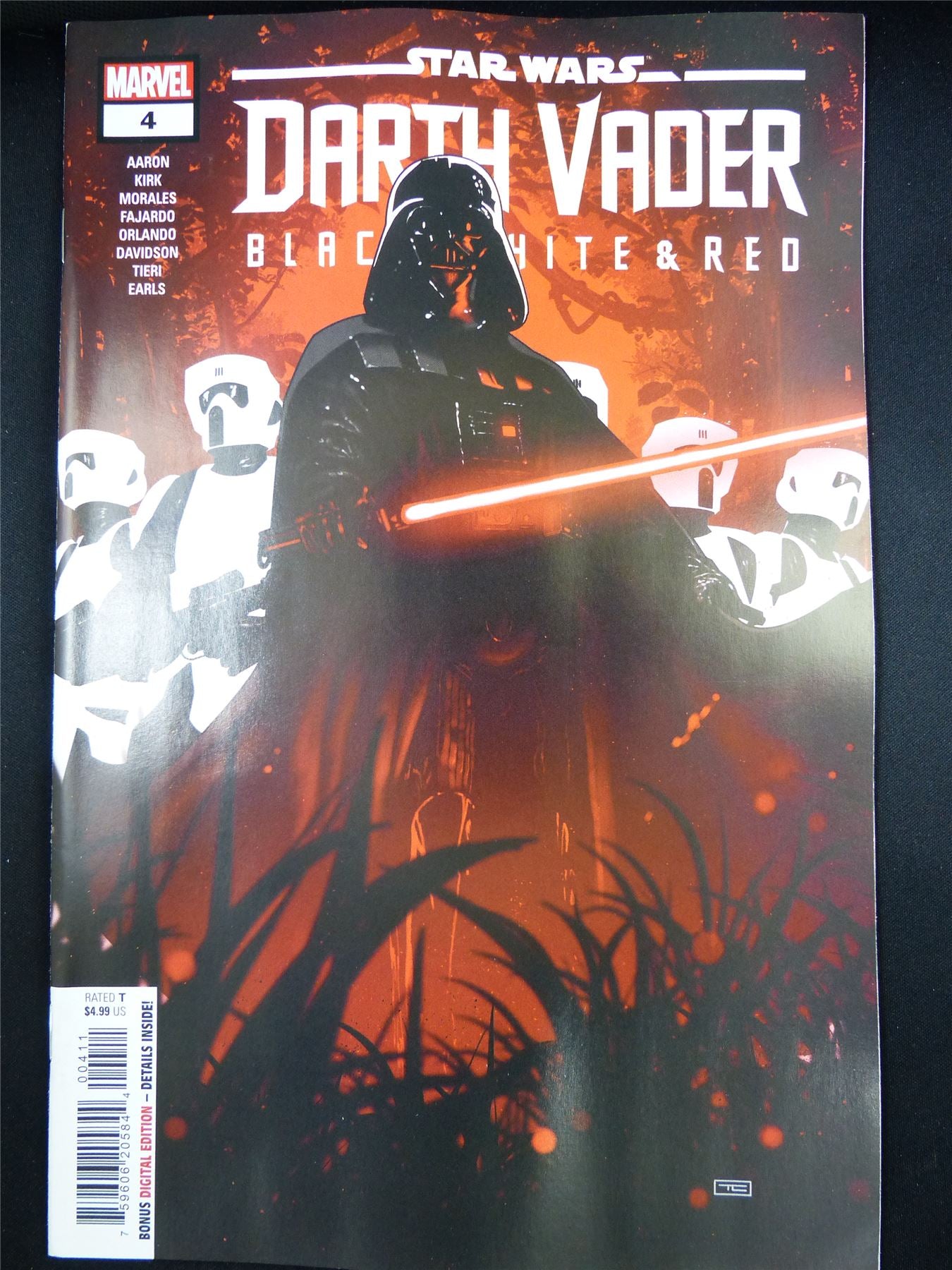 STAR Wars: Darth Vader: Black White & Red #4 - Sep 2023 Marvel Comic #2RR