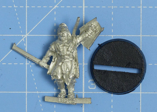 Classic Metal Lurtz OOP - Lord of the Rings Warhammer #35N