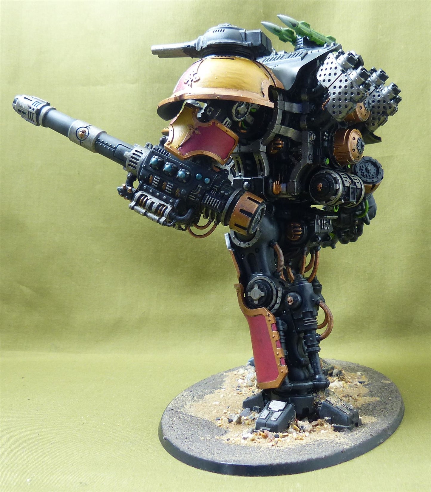 Knight Valiant painted - Imperial Knights - Warhammer 40K #7F7