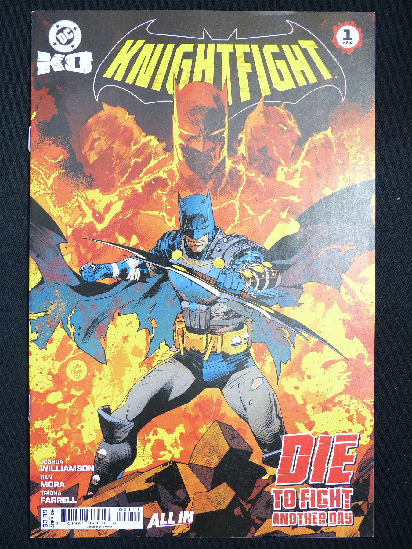 KNIGHTFIGHT #1 - DC Comic #6PW