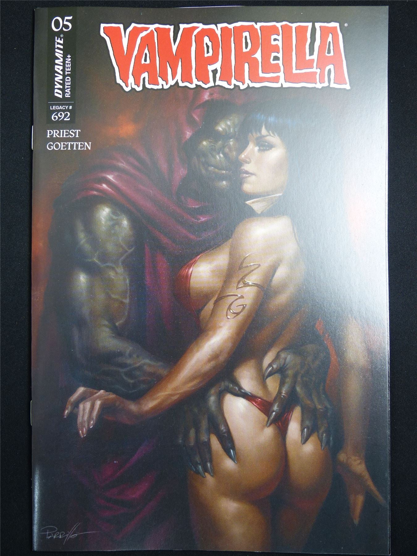 VAMPIRELLA #5 Cvr A - Aug 2026 Dynamite Comic #3RH