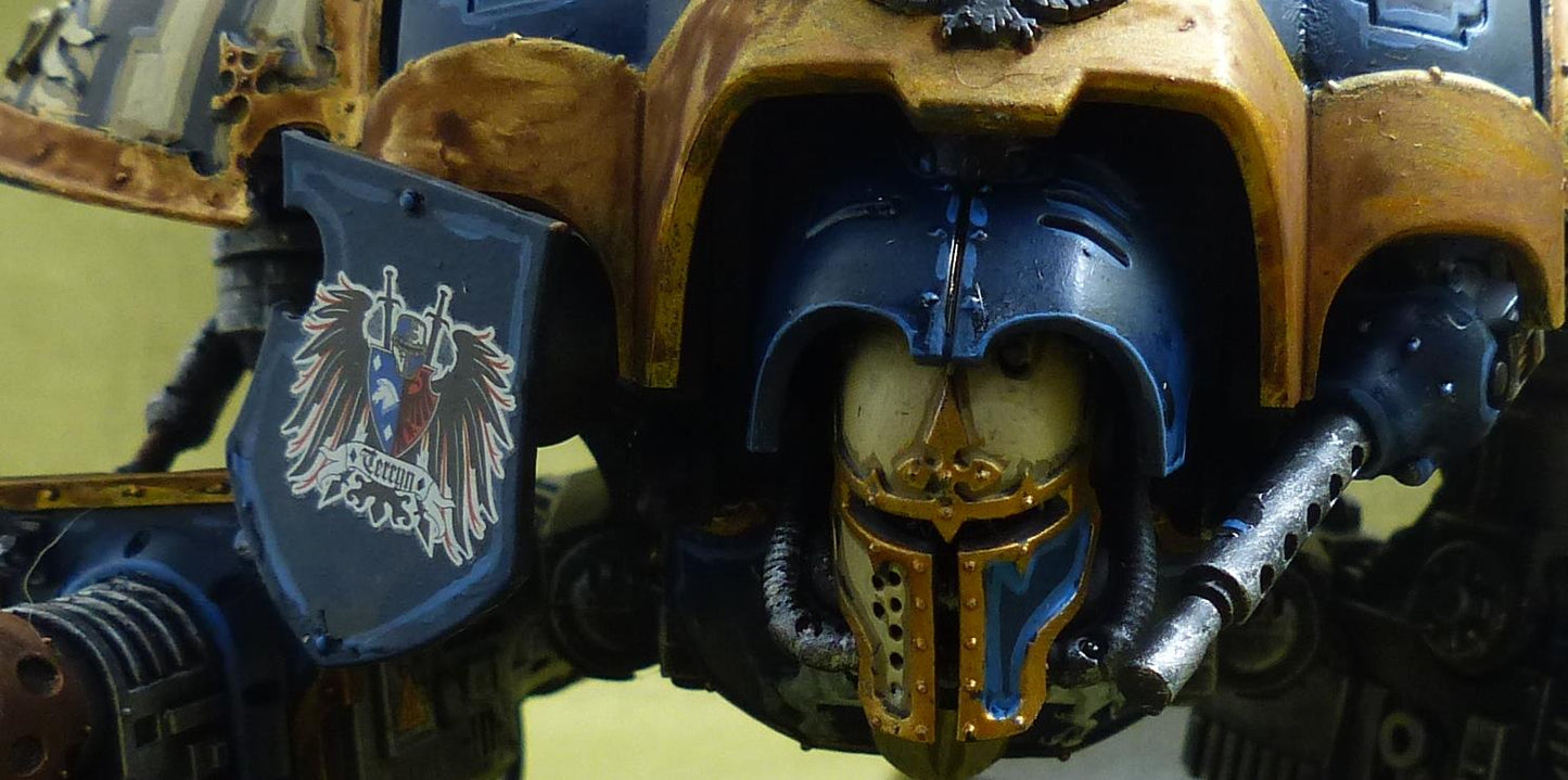 Imperial Knight with Forgeworld Shoulder Pads painted - Warhammer 40K #Z8