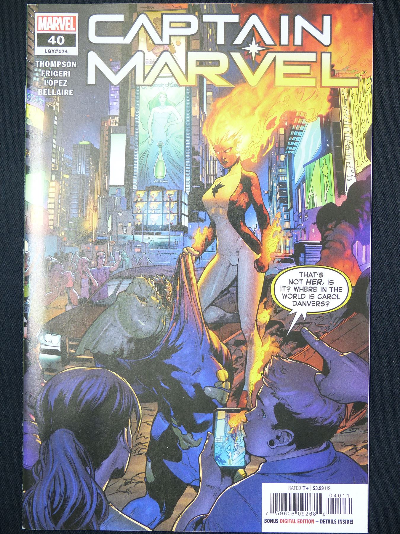 CAPTAIN Marvel #40 - B&B Marvel Comic #7J3