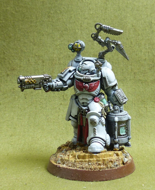 Apothecary Biologis painted - White Scars - Warhammer 40K #4CA