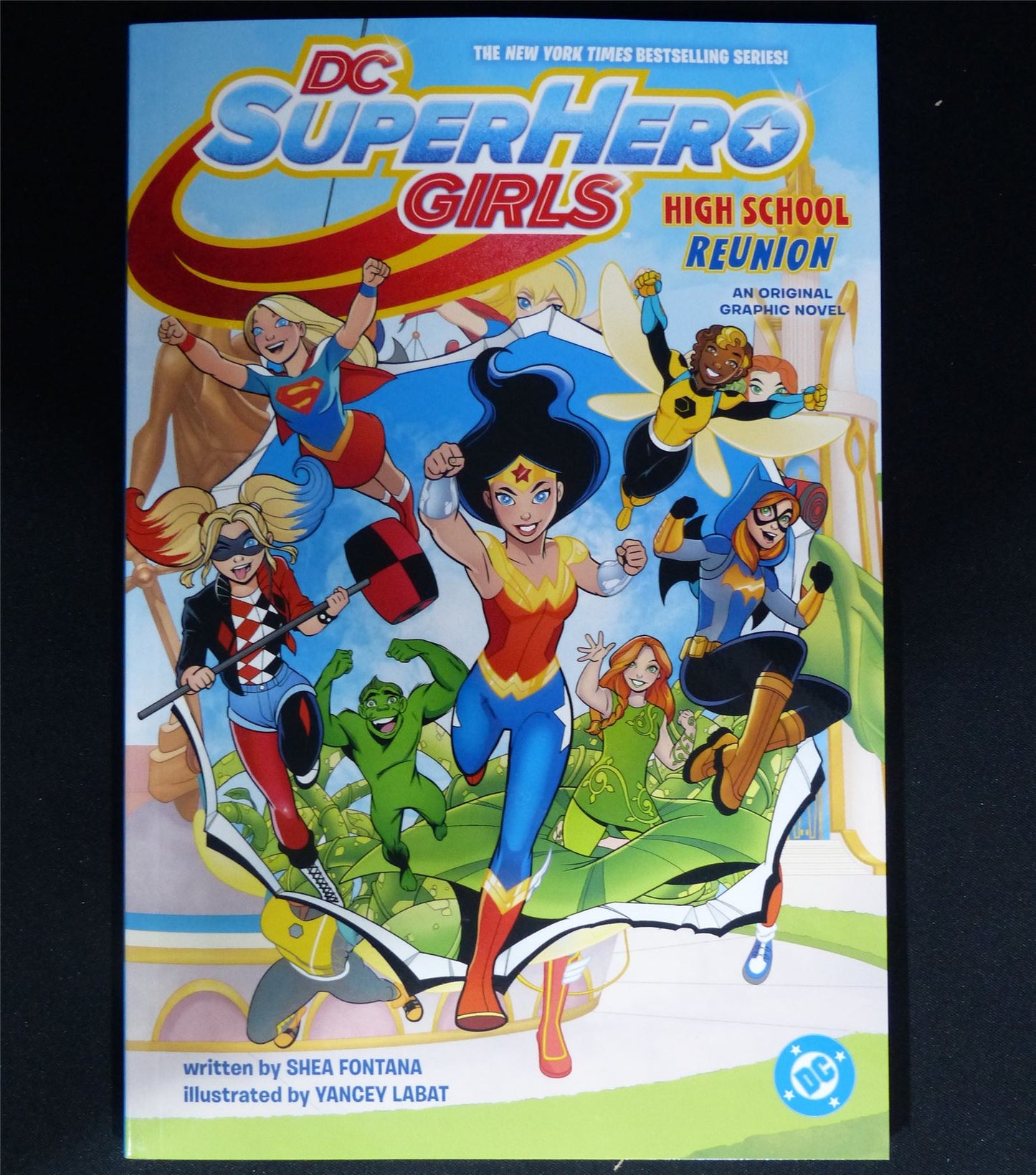 DC Super Hero Girls: highschool Reunion - DC Graphic Softback #122