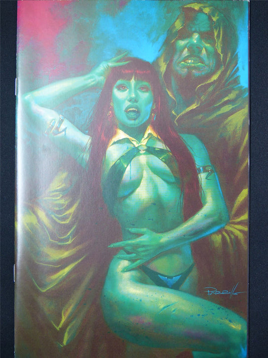 VAMPIRELLA #669 Incentive Cover - B&B Dynamite Comic #EC