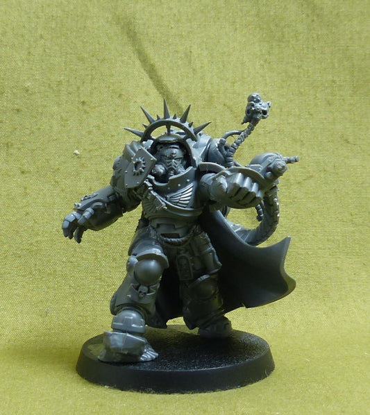 Captain in Gravis Armour - Space Marines - Warhammer 40K #31L