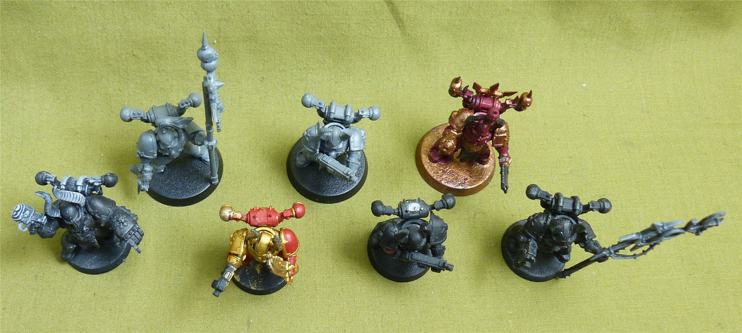 Assortment of Chaos Space Marines - Warhammer 40K #31Q