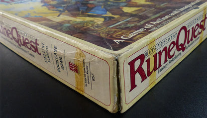 RuneQuest Fantasy Roleplaying Adventure Deluxe Edition OOP - Avalon Hill Games #21V