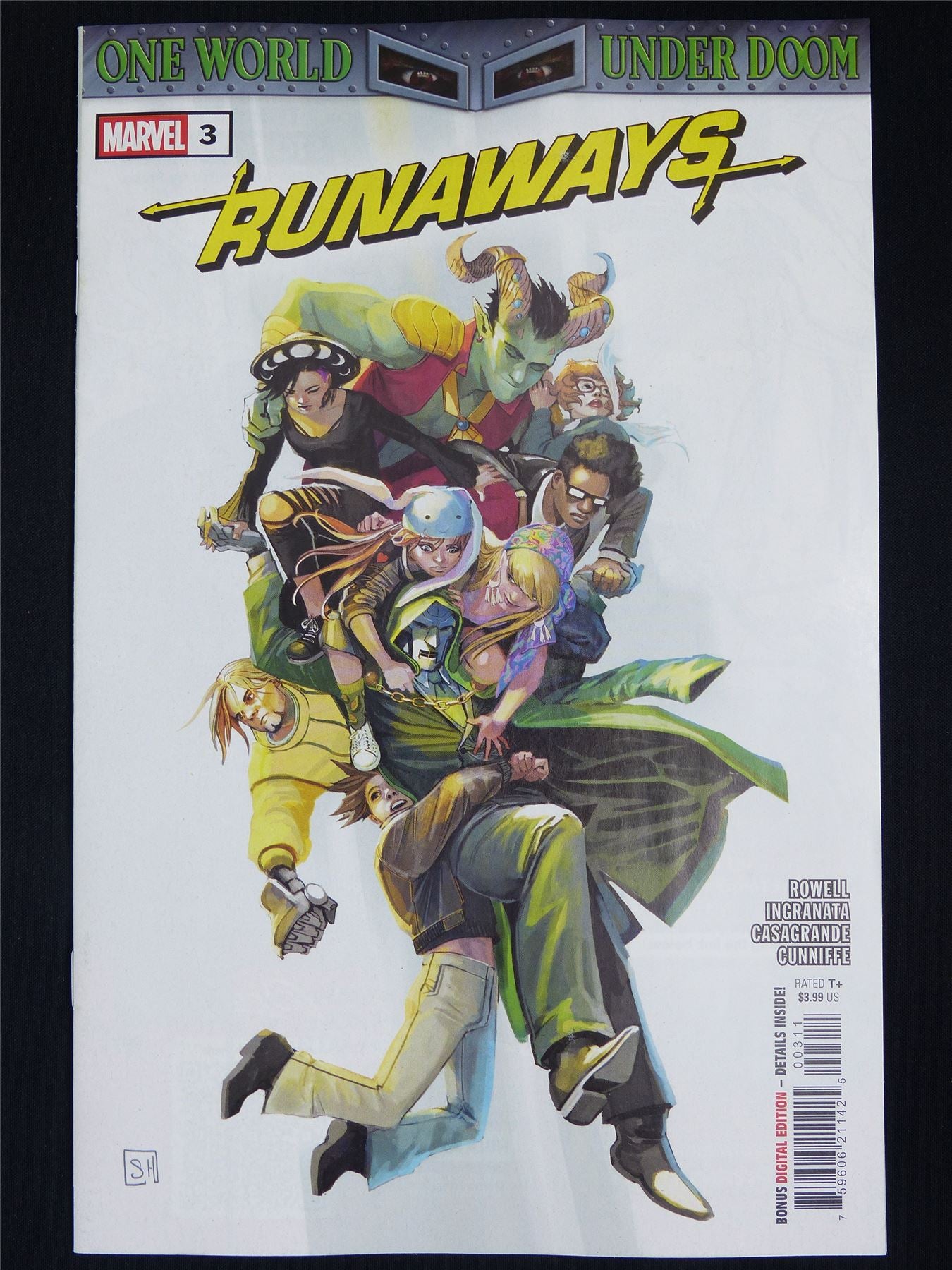 RUNAWAYS #3 - Oct 2025 Marvel Comic #3NE