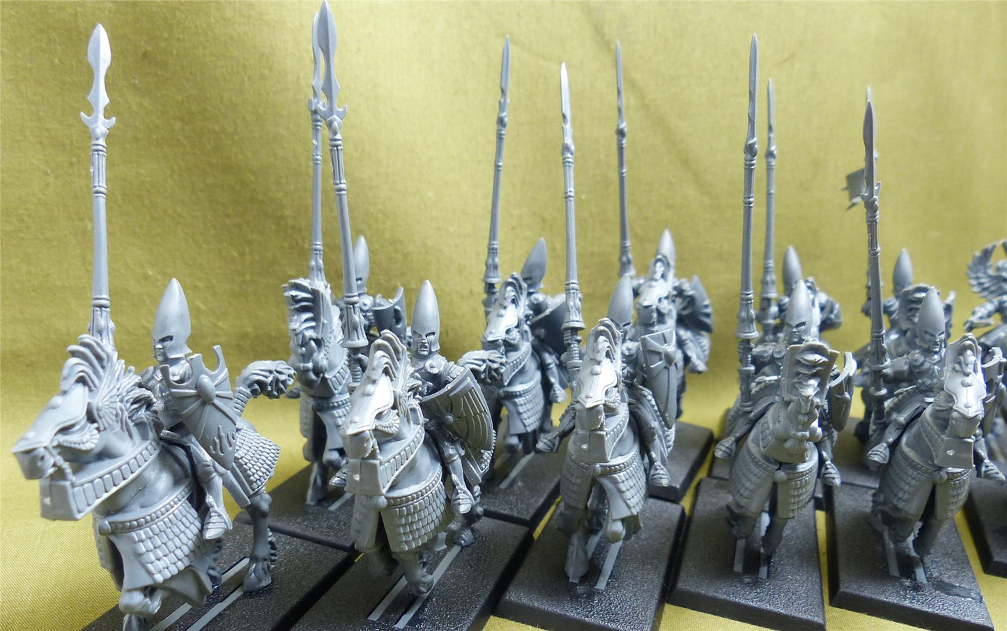 Silver Helms - High Elf Realms - Warhammer Old World #1UD