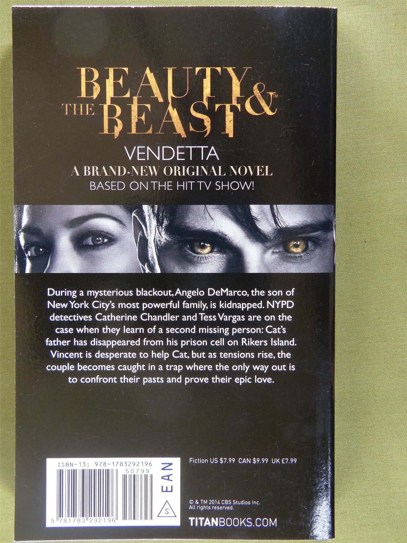 Beauty And The Beast Vendetta - Book Softback  #D