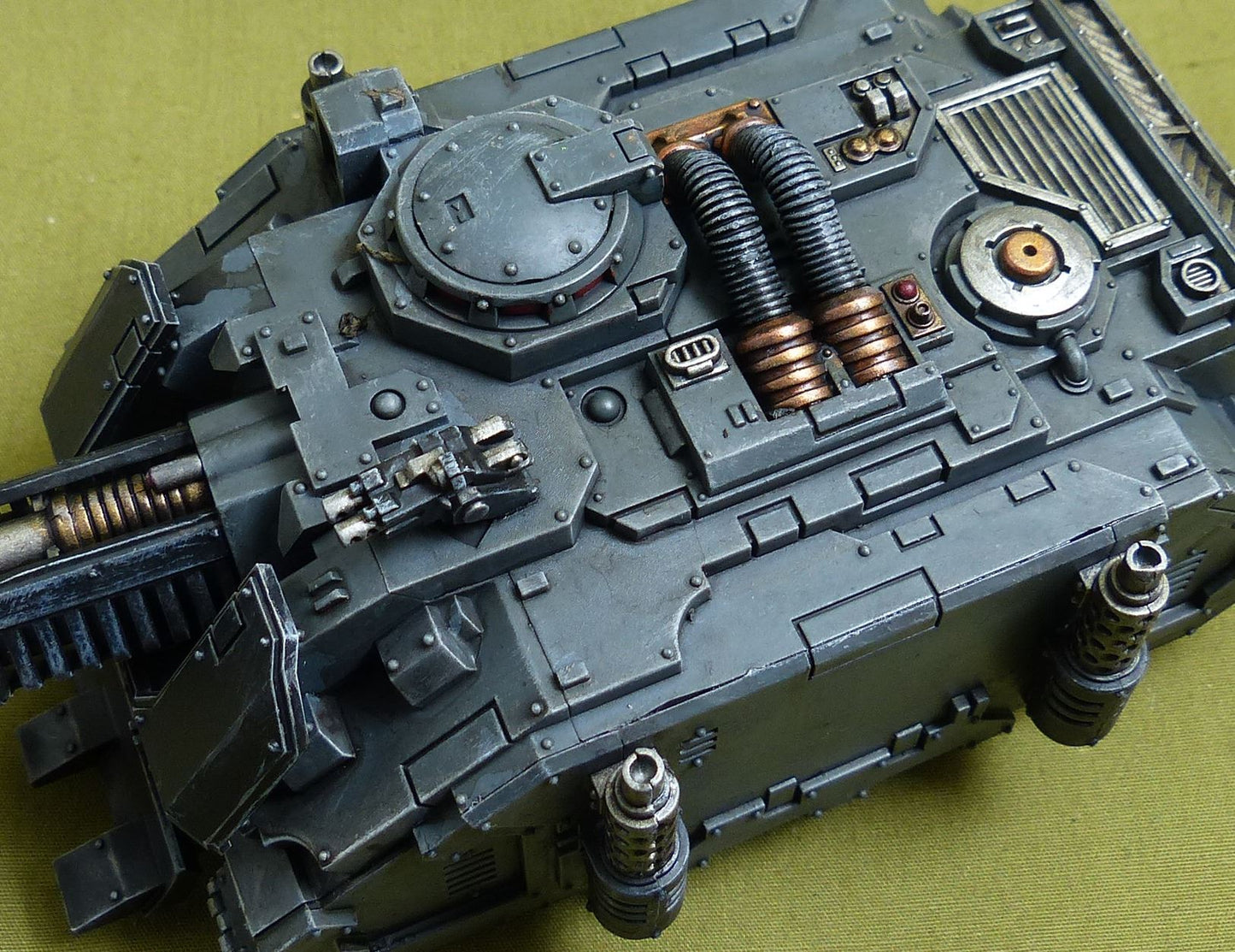 Legion Vindicator Siege Tank painted - Adepta Astartes - Warhammer Horus Heresy #4X4