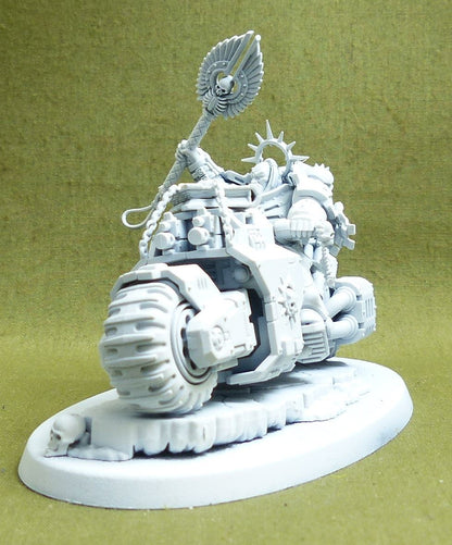 Chaplain on Bike - Space Marines - Warhammer 40K #4C0