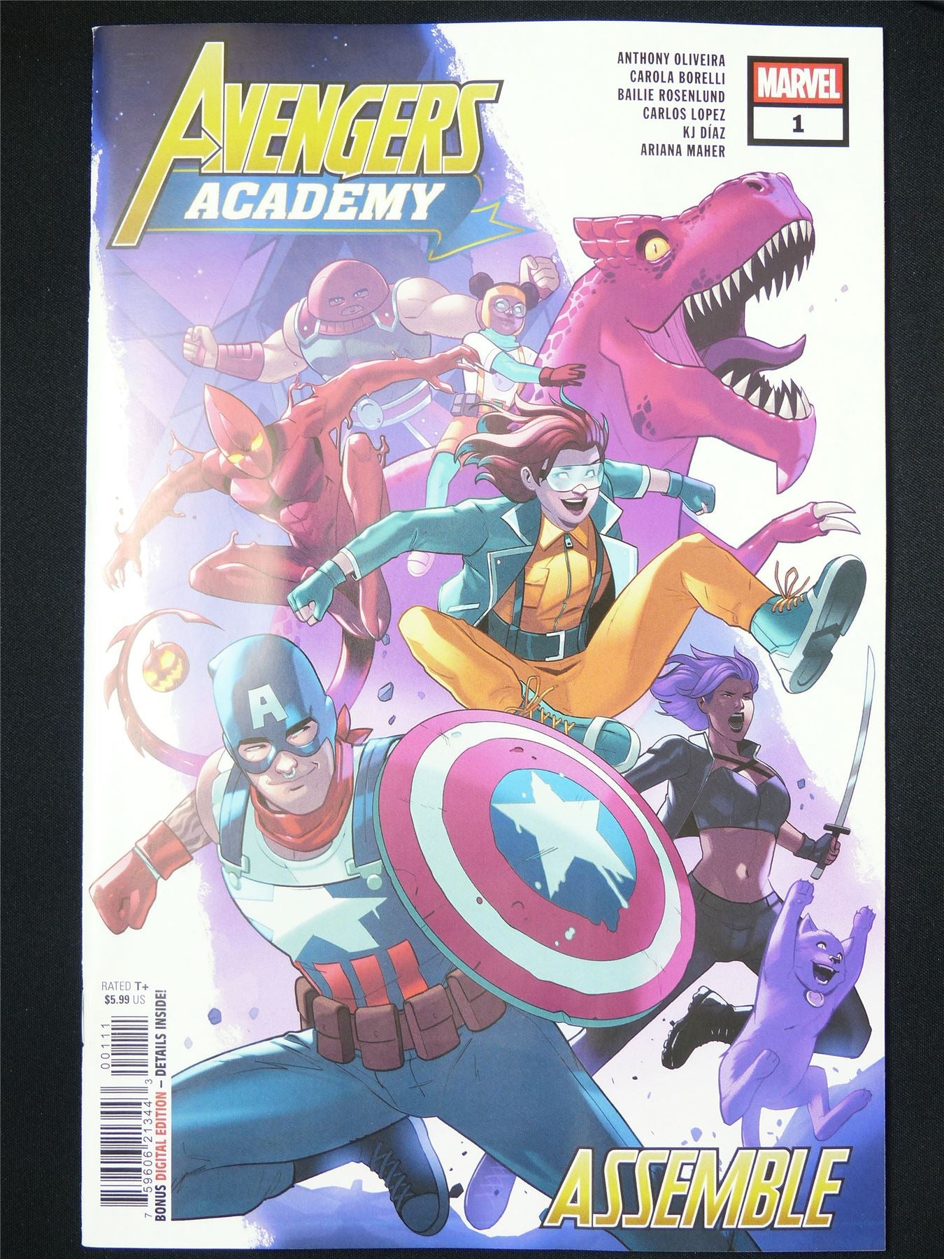AVENGERS Academy #1 - Aug 2025 Marvel Comic #16O