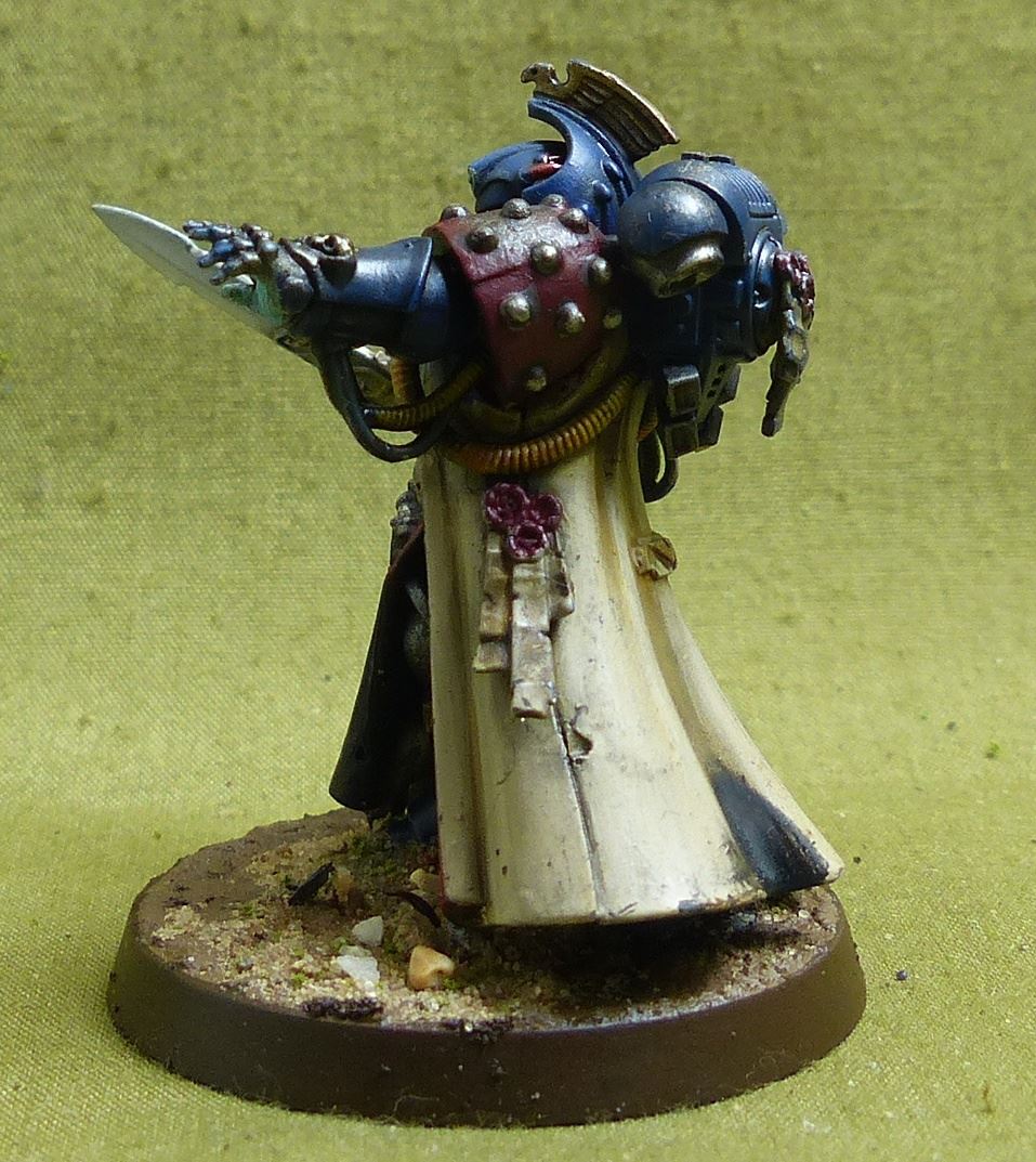 Lieutenant with Storm Shield painted - Space Marines - Warhammer 40K #1BH