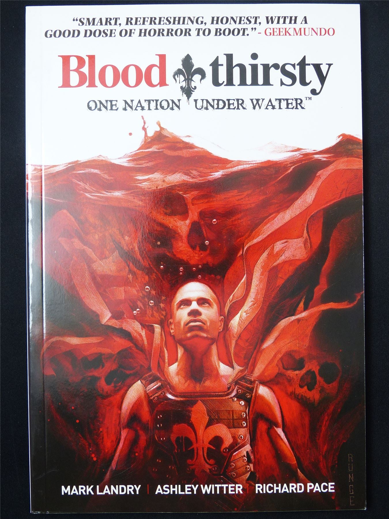 Blood Thirsty: One Nation Under Water - Titan Graphic Softback #2PY