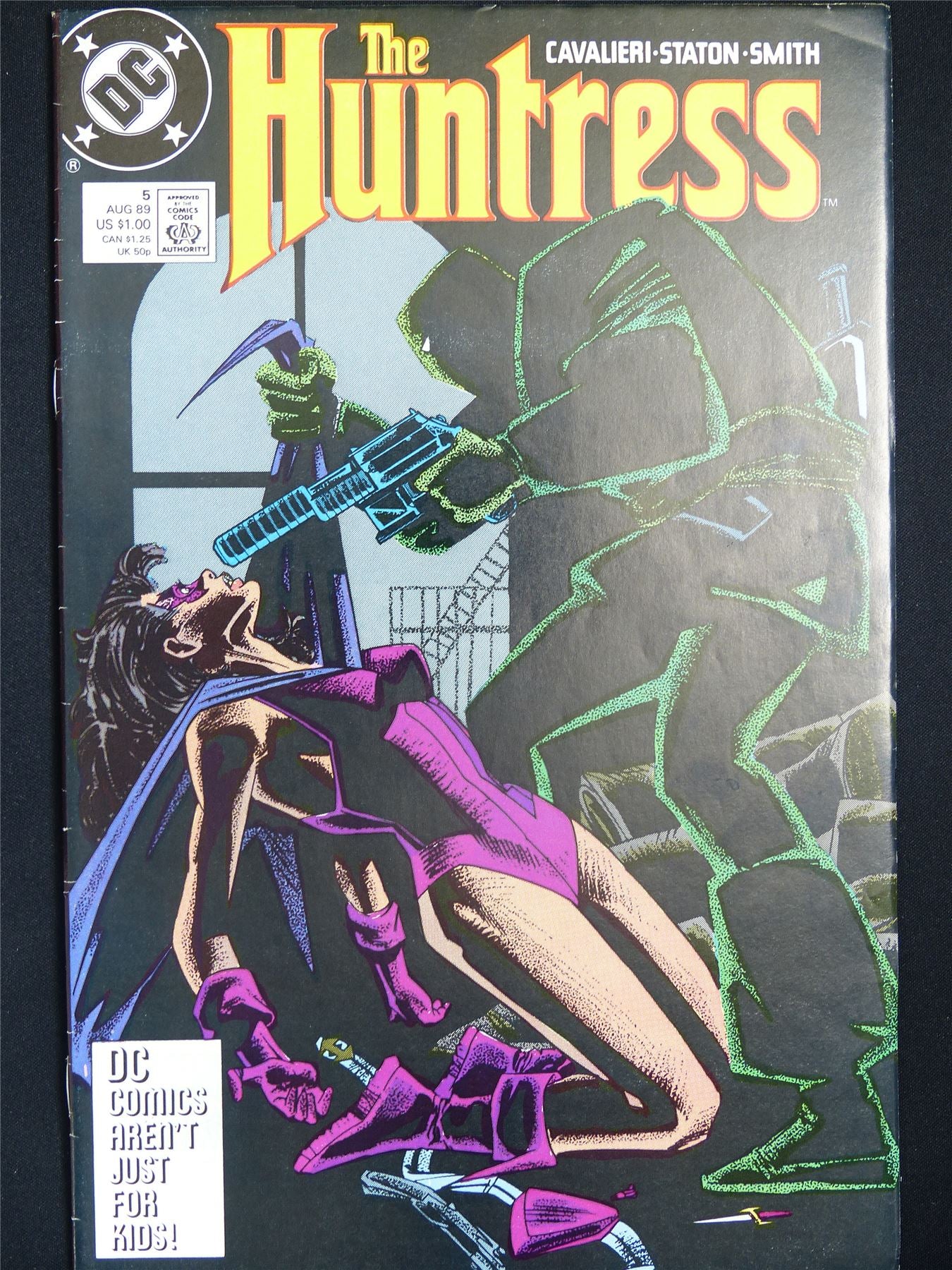 The HUNTRESS #5 1989 - DC Comic #1DS