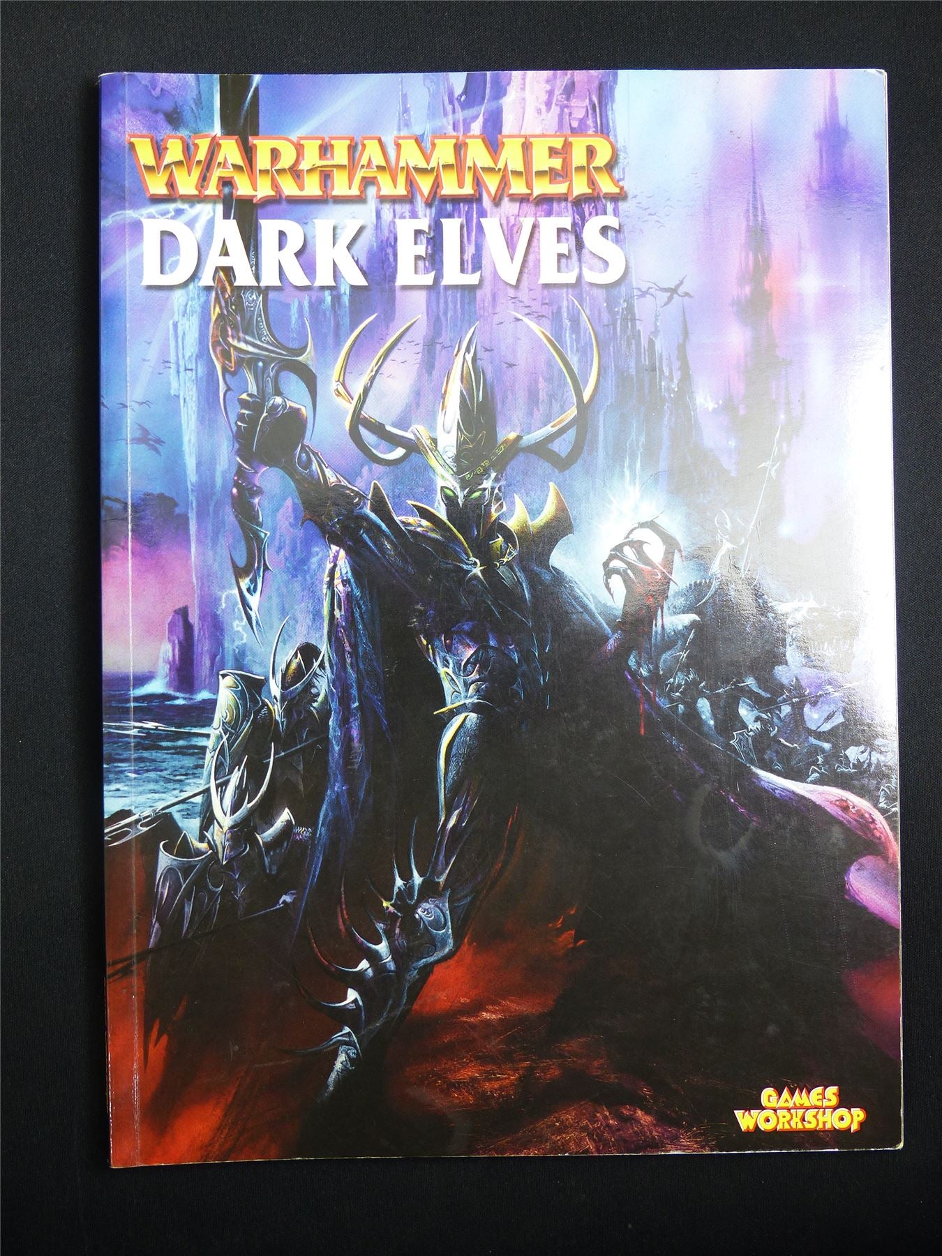 Warhammer Armies: Dark Elves 6th Edition Softback - Warhammer Old World #1H4
