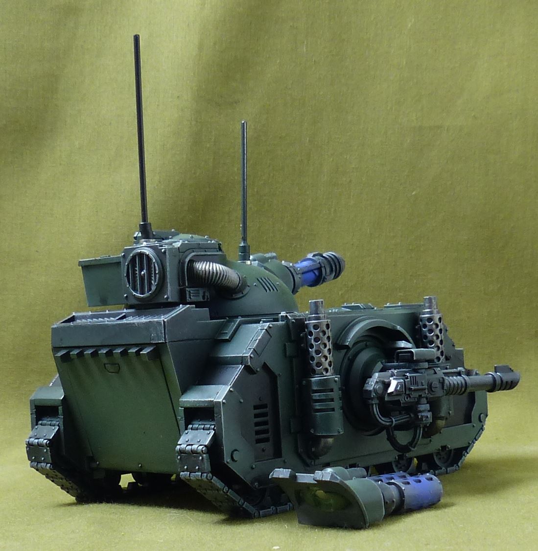 Deimos Pattern Predator Battle Tank Painted - Sons of Horus - Warhammer Horus Heresy #BG