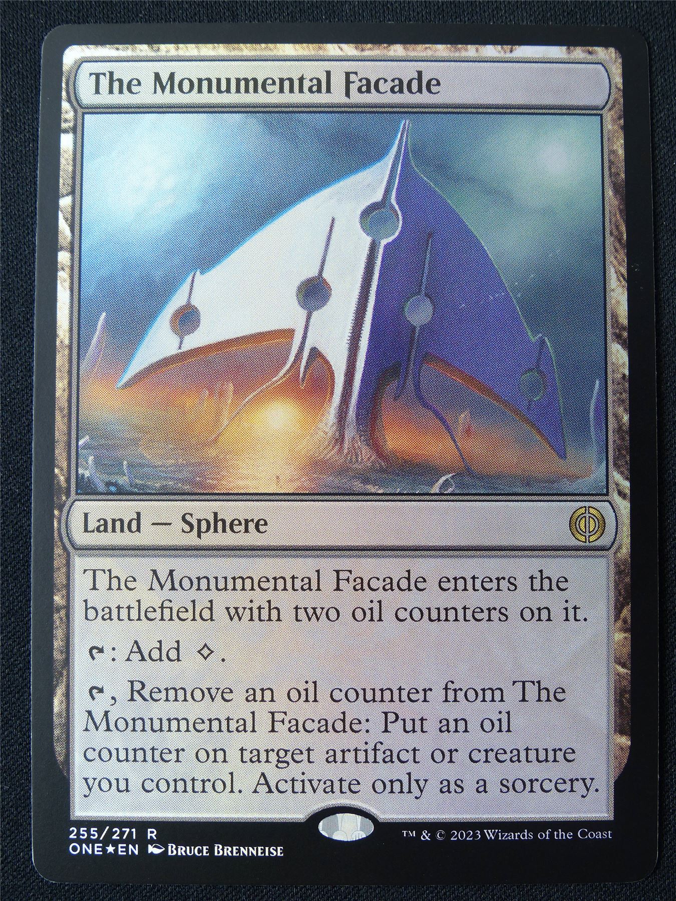 The Monumental Fa�ade Foil - ONE - Mtg Card #2AF