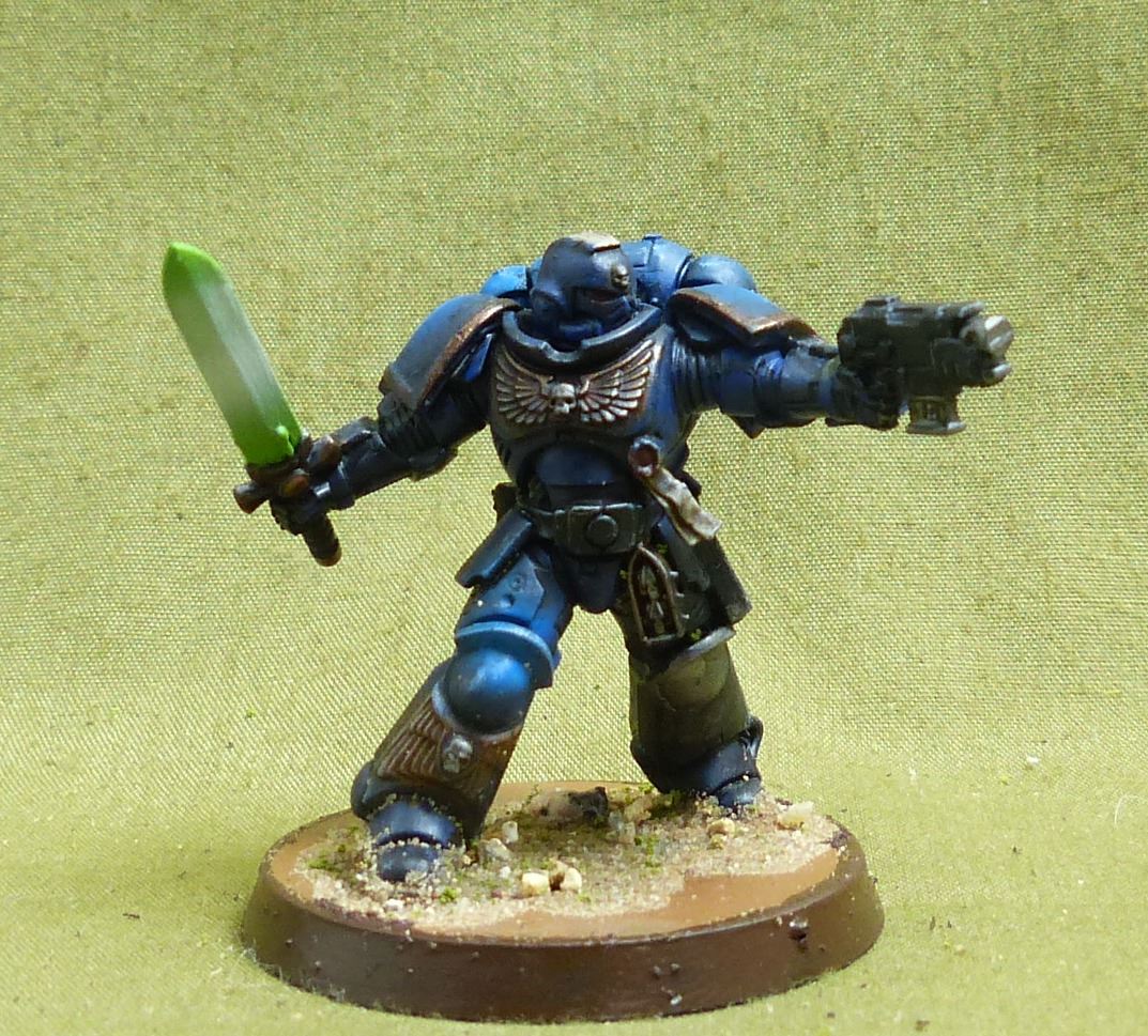 Lieutenant with Power Sword Painted - Ultramarines - Warhammer 40K #24Z