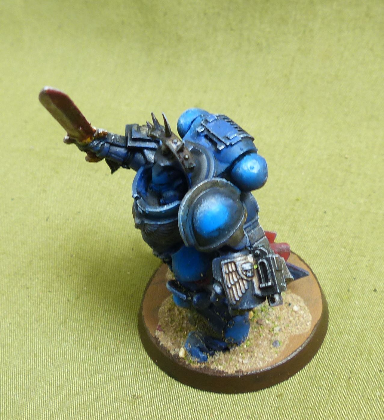 Captain in Gravis Armour Painted - Ultramarines - Warhammer 40K #24Y