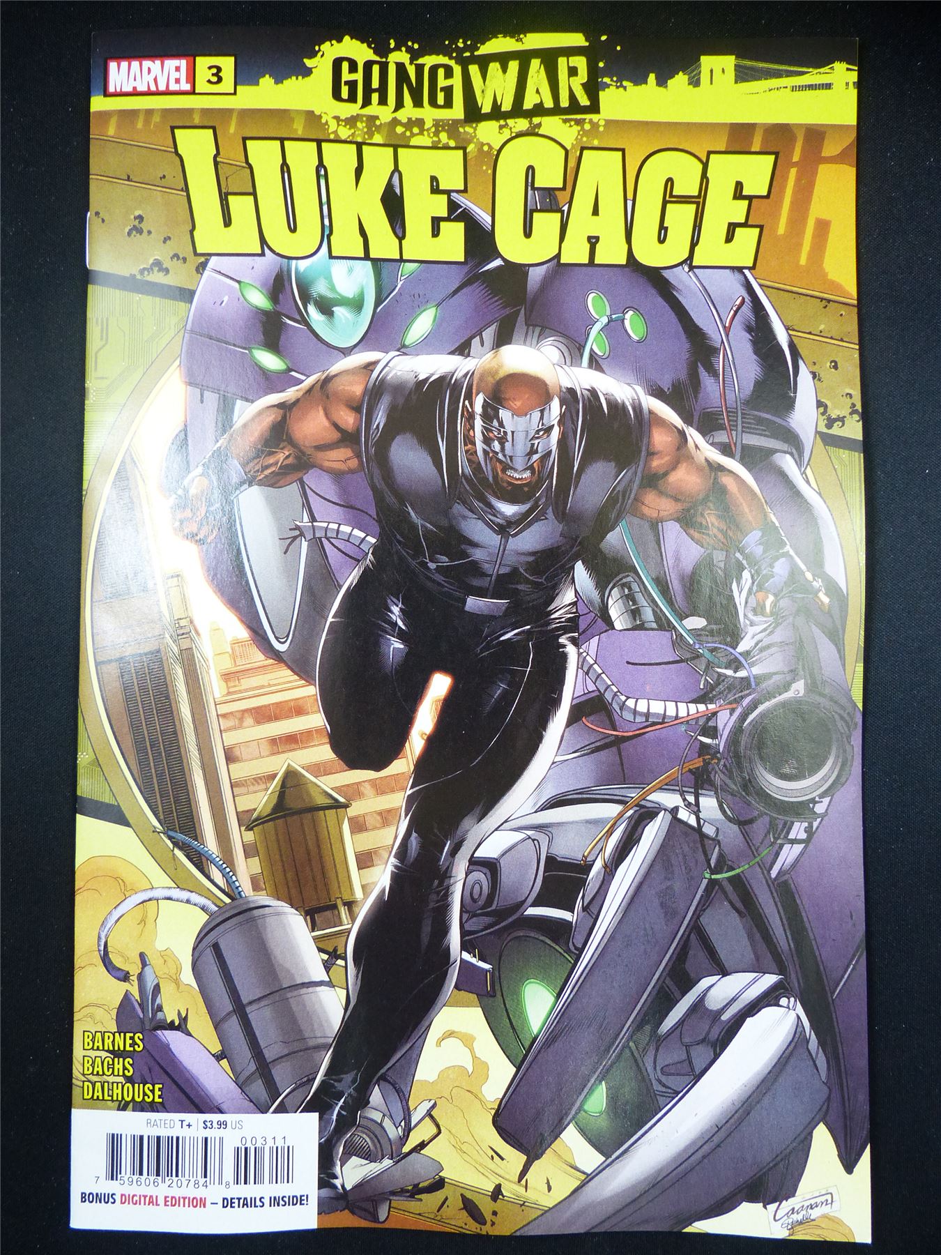 LUKE Cage #3 Gang War - Mar 2024 Marvel Comic #1YD