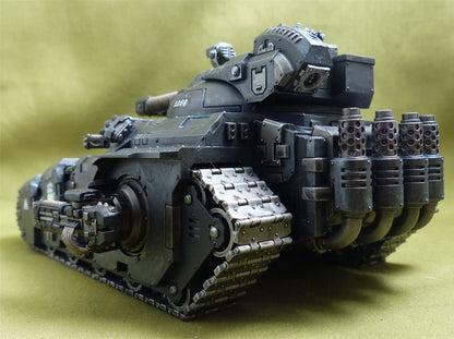 Kratos Heavy Assault Tank painted - Iron Hands - Warhammer Horus Heresy #2Q1