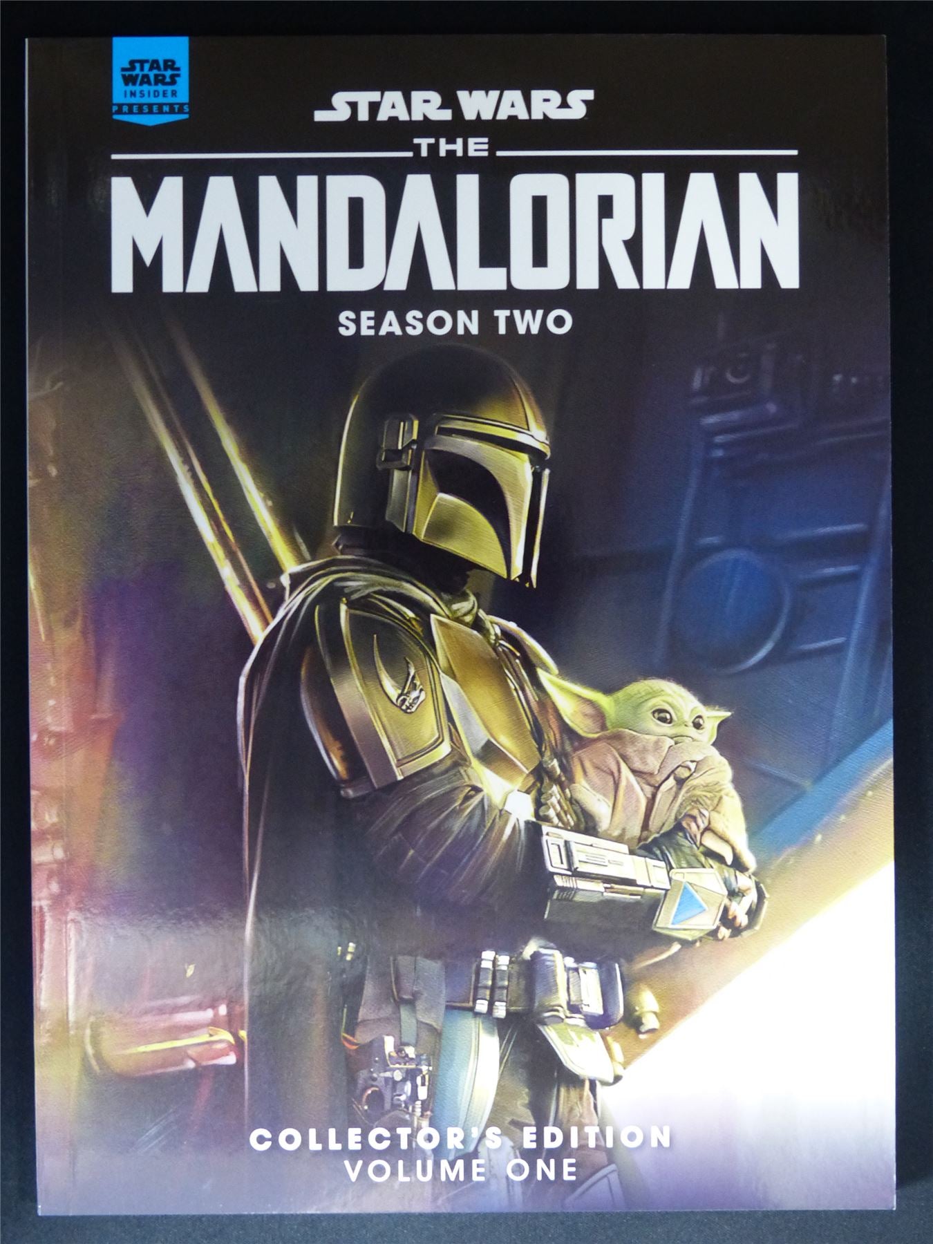 Star Wars: The Mandalorian Season Two Collector's Edition Volume One - Titan Gift Book Softback #LC