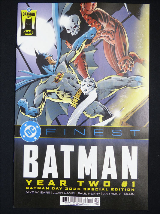Finest: BATMAN Year Two #1 Batman Day - DC Comic #4DS