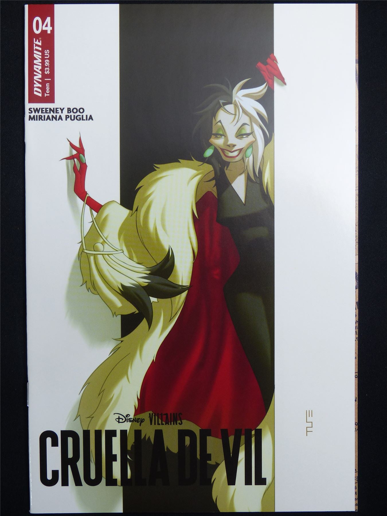 DISNEY Villains: Cruella De Vil #4 Cvr B - Dynamite Comic #4QR