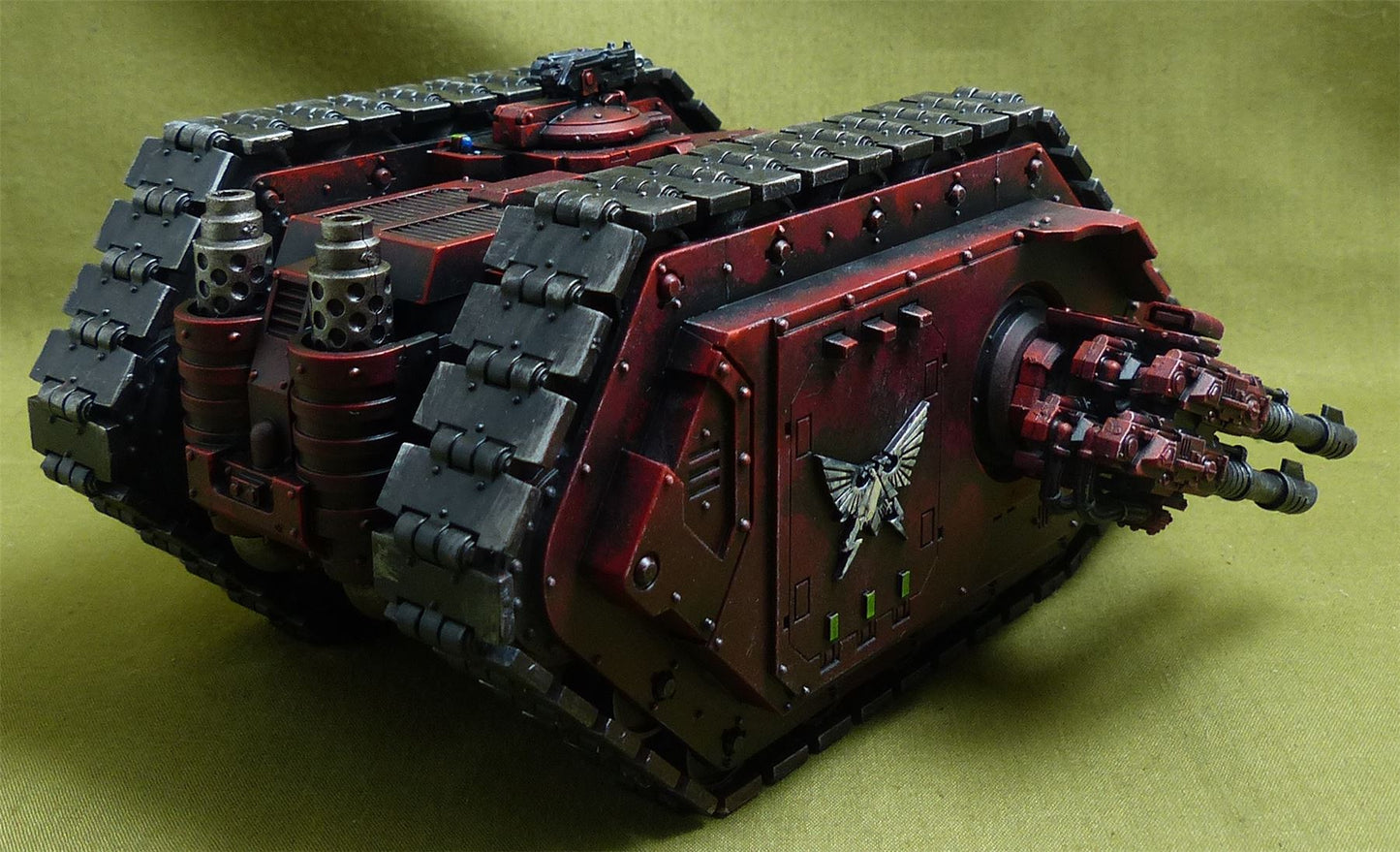 Land Raider Proteus Carrier painted - Blood Angels - Warhammer 40K #3YM