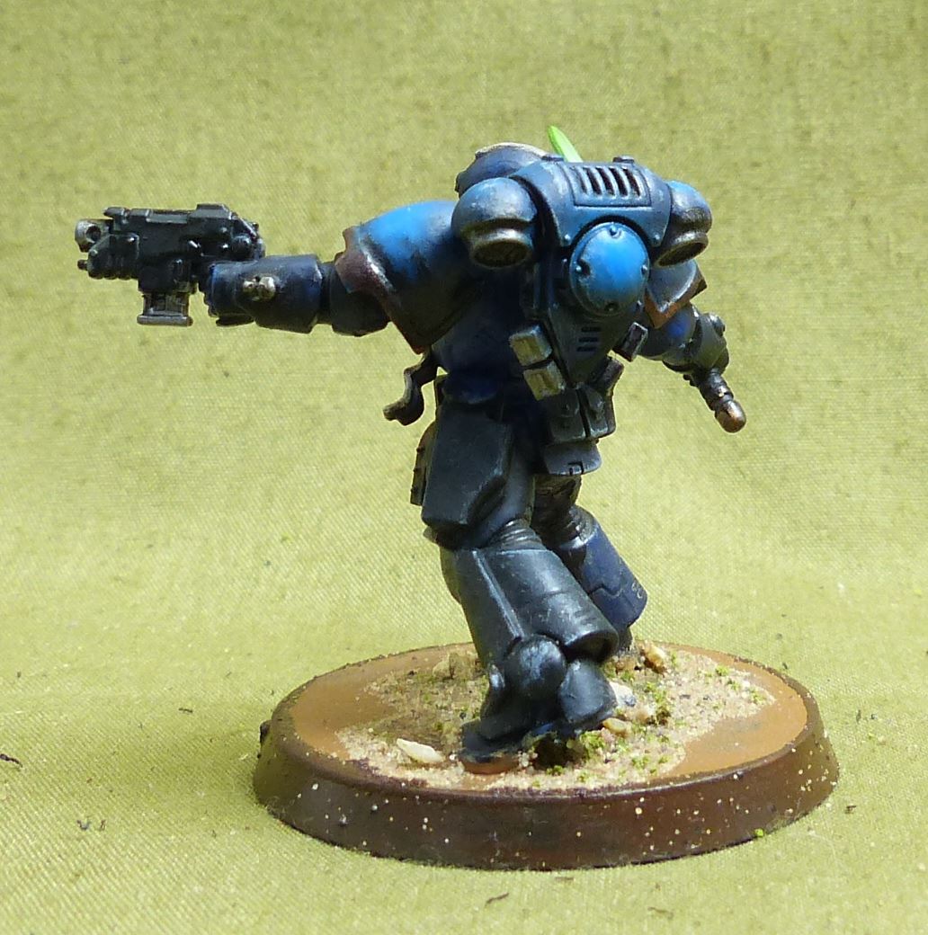Lieutenant with Power Sword Painted - Ultramarines - Warhammer 40K #24Z