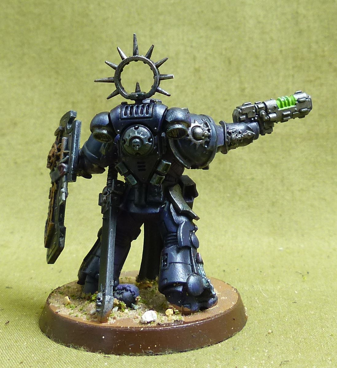 Lieutenant with Storm Shield Painted - Space Marines - Warhammer 40K #254
