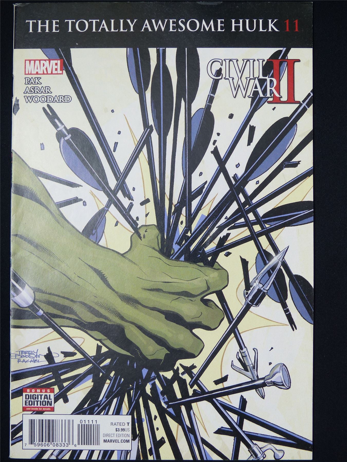 The Totally Awesome HULK #11 Civil War II - Marvel Comic #49I