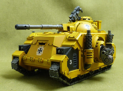 Deimos Pattern Predator Battle Tank painted - Imperial Fists - Warhammer Horus Heresy #2N3