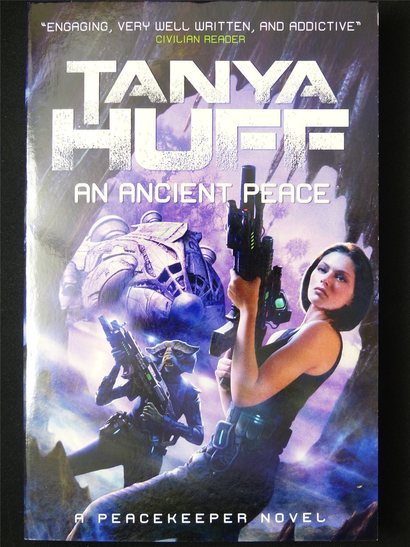 Tanya Huff: An Ancient Peace - Titan Novel Softback #N0