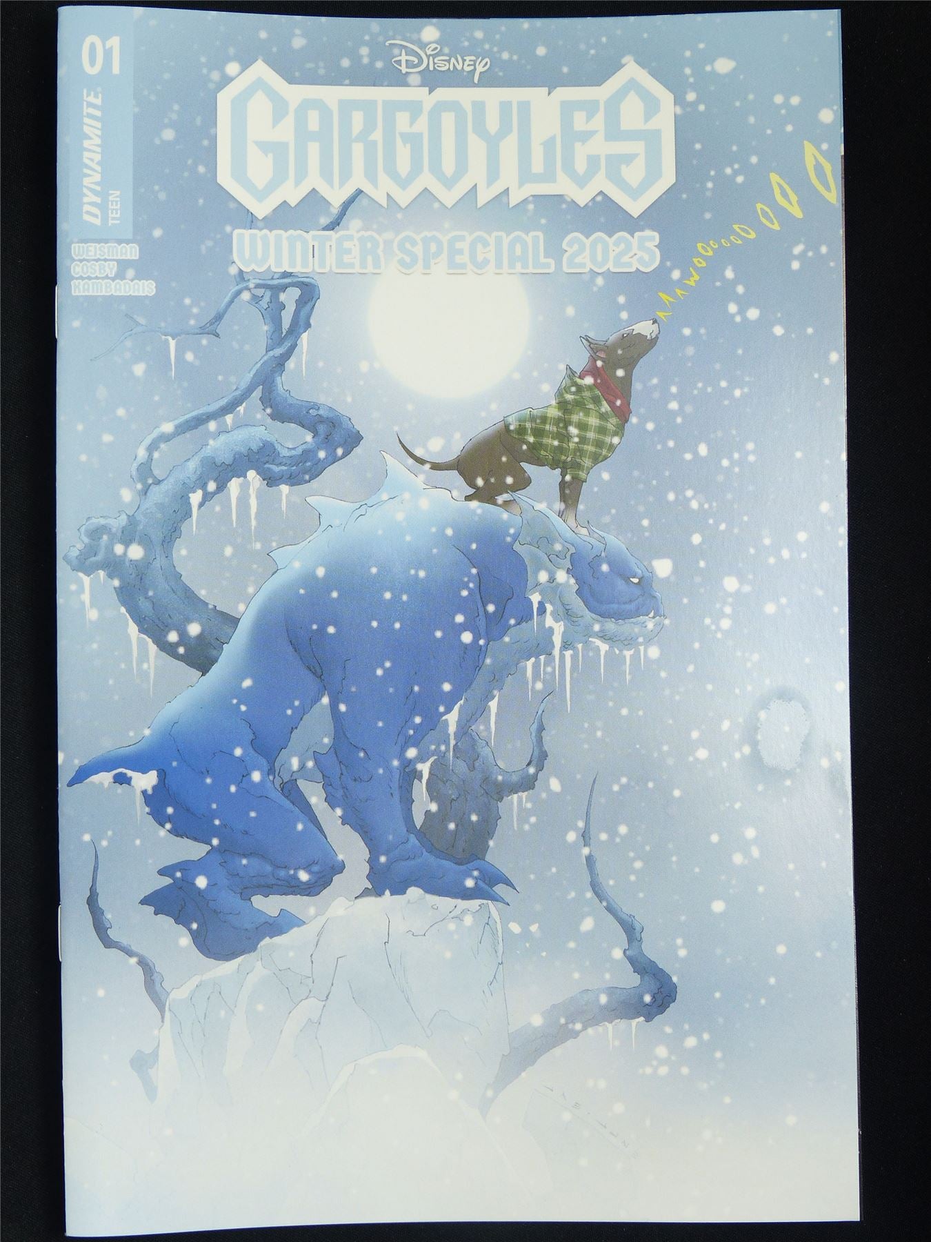 Disney GARGOYLES Winter Special 2025 Cvr A - Dec 2025 Dynamite Comic #VO