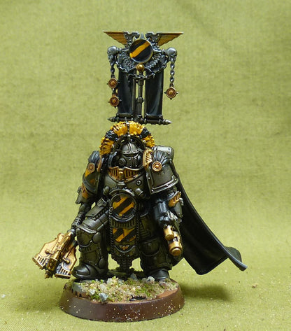 Centurion with Power Maul painted - Iron Warriors - Warhammer Horus Heresy #1QN