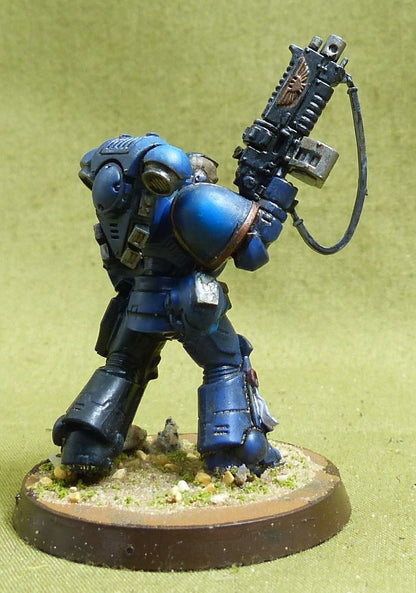 Lieutenant Painted - Ultramarines - Warhammer 40K #250